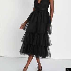 NWT Lulus Dramatic Perfection Black Tulle Sleeveless Tiered Midi Dress